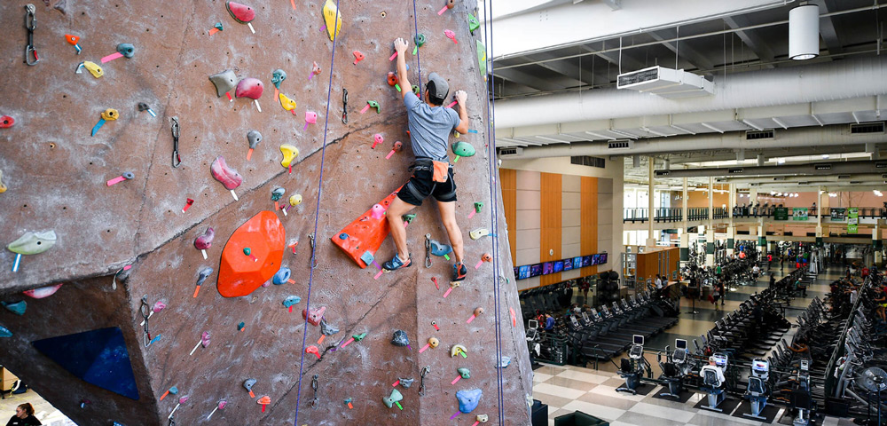 Escalada en roca para estudiantes